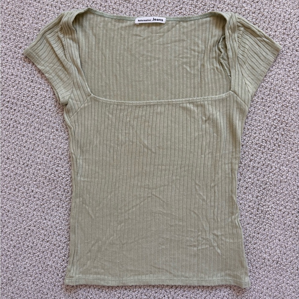 Reformation ribbed top in green